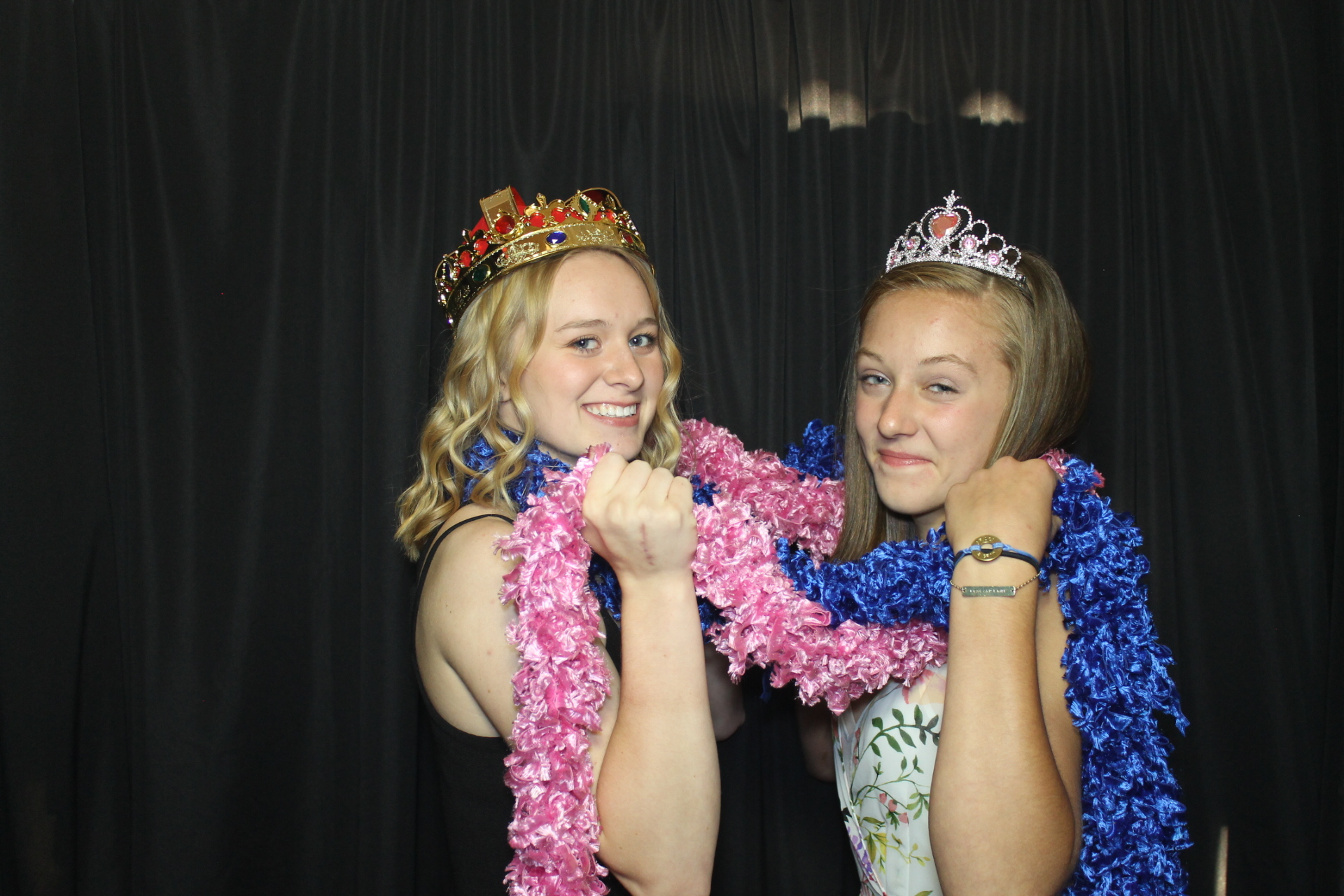 Brett Rose Wedding | View more photos from the event at gallery.photoboothcincy.com/u/PhotoBoothCincy/Brett-Rose-Wedding